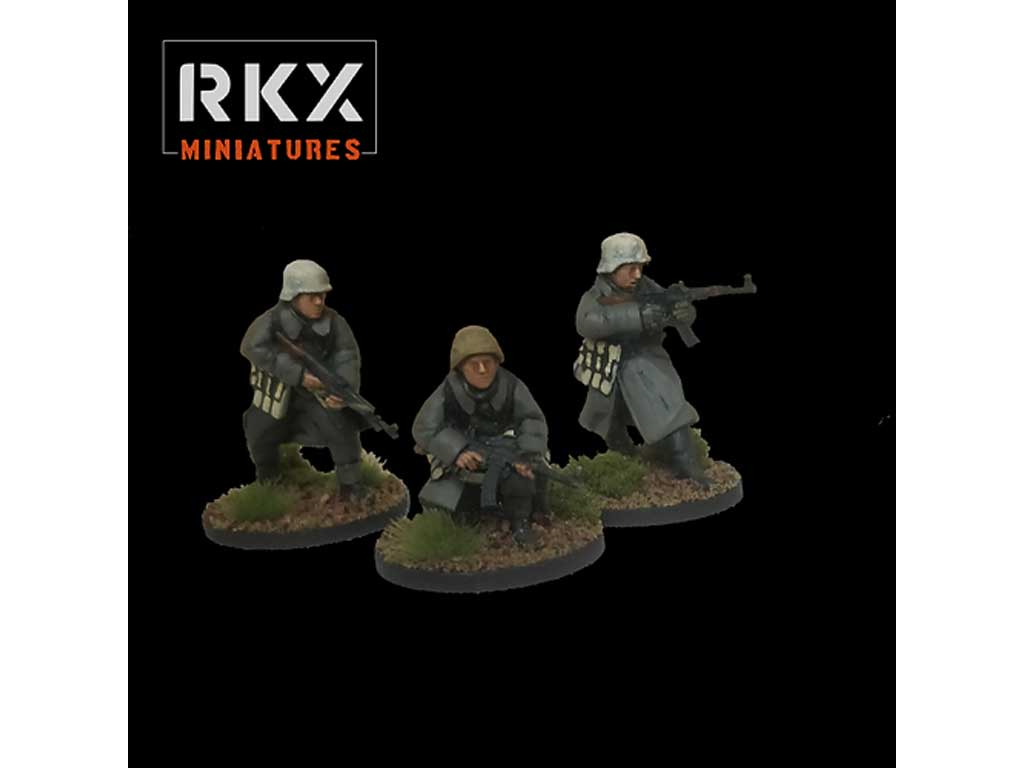 RKX Miniatures - German Winter Infantry with STG44 (WW2)